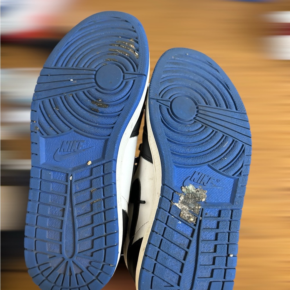 Air Jordan 1 Retro High “Royal Toe” - Picture 4 of 4
